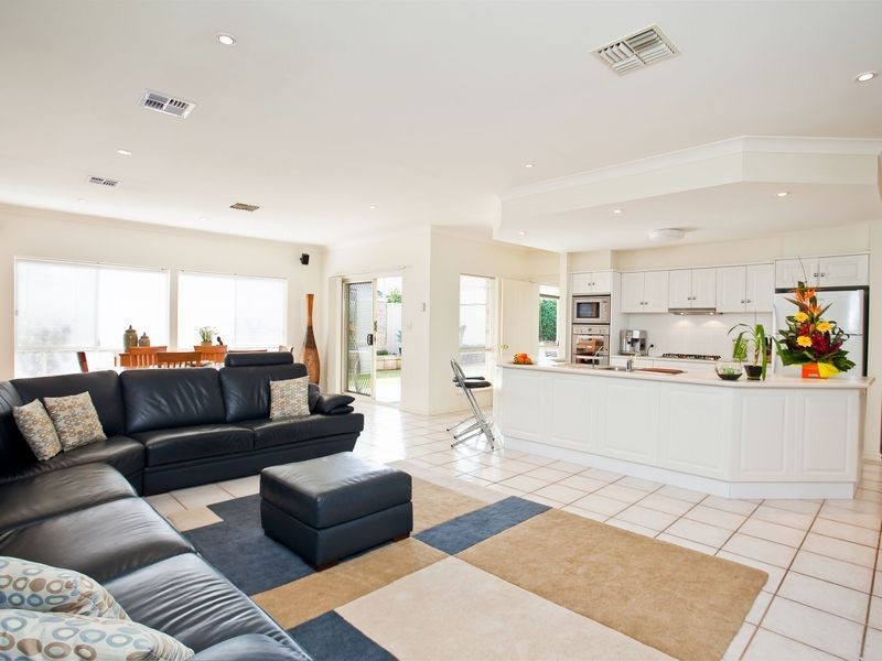 12 Oscar Street, Brooklyn Park SA 5032