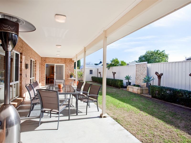 12 Oscar Street, Brooklyn Park SA 5032