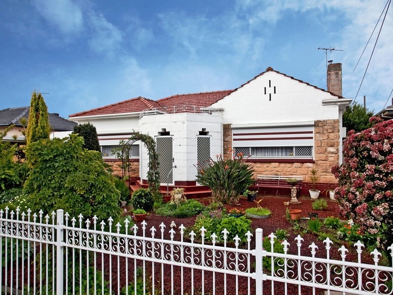 5 Seaview Grove, Blair Athol SA 5084