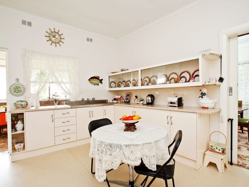 5 Seaview Grove, Blair Athol SA 5084