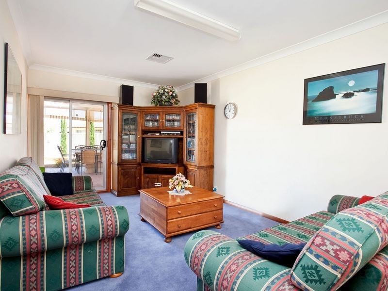 16 Marinoff Street, Seaton SA 5023