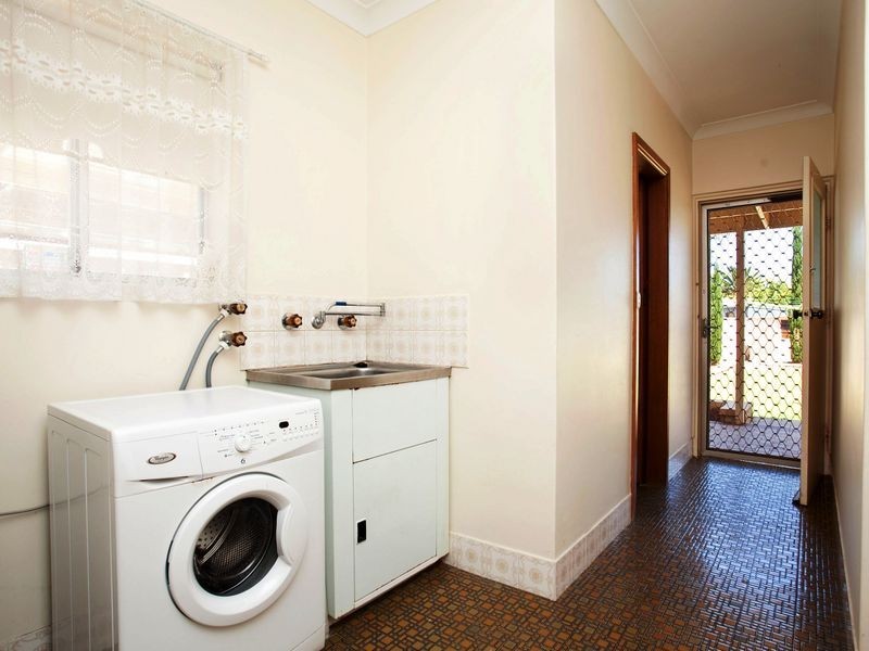 16 Marinoff Street, Seaton SA 5023