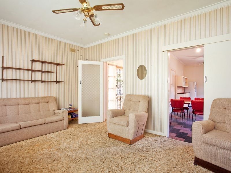 2 Gladstone Road, Prospect SA 5082