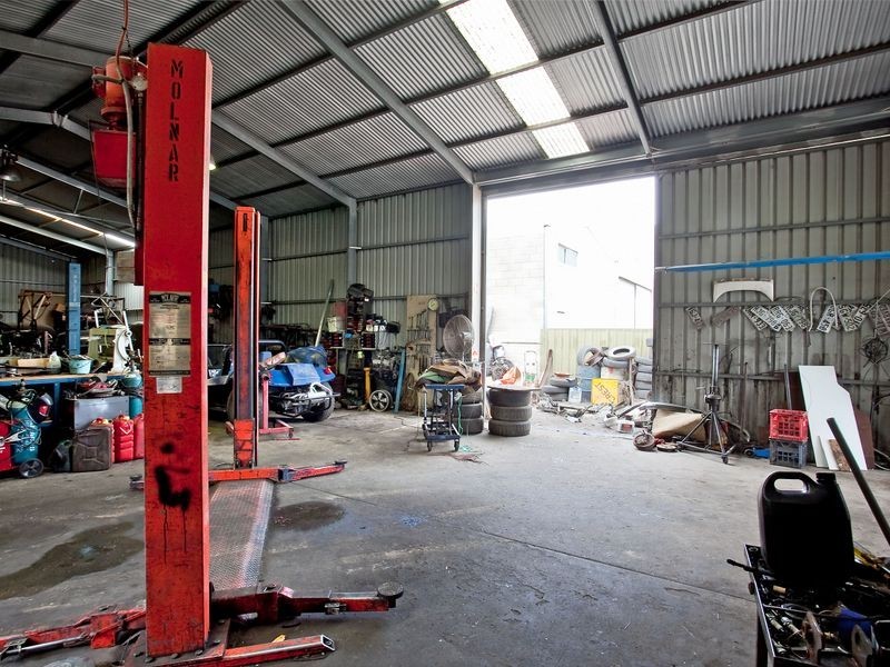 9 Frederick Street, Cavan SA 5094