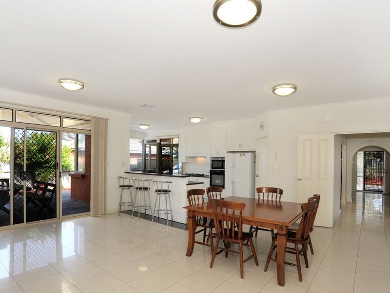 77 Myrtle Street, Prospect SA 5082