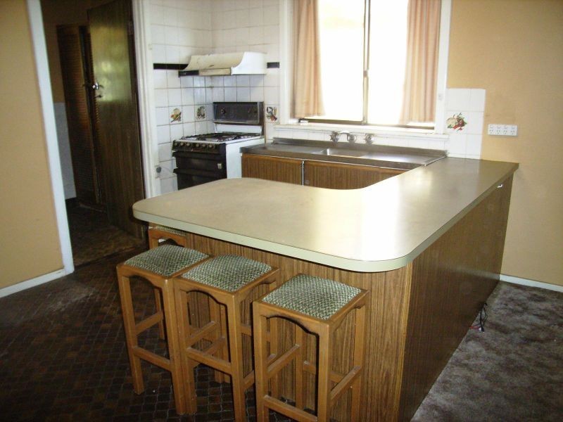 36 Clearview Crescent, Clearview SA 5085