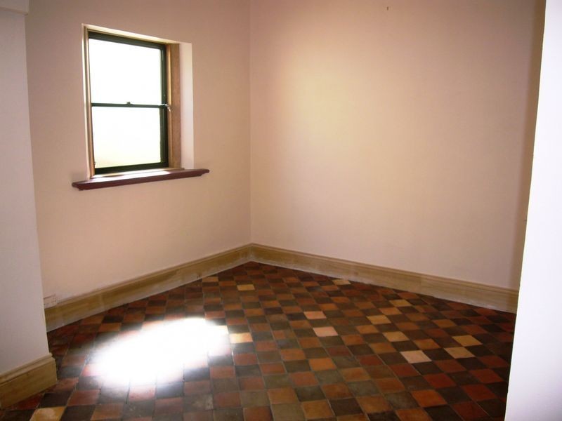 144 Drayton Street, Bowden SA 5007