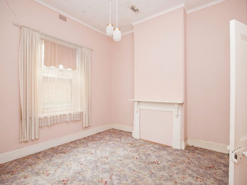 5 Gladstone Road, Prospect SA 5082