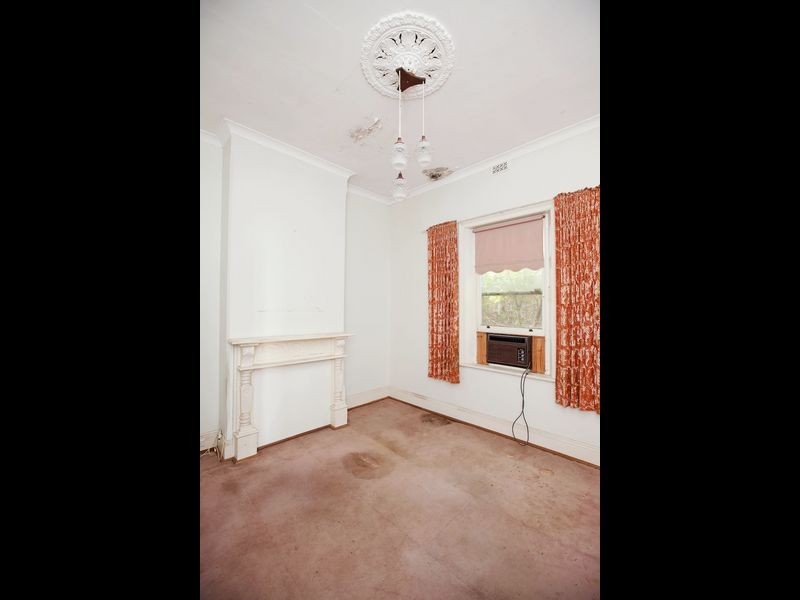 5 Gladstone Road, Prospect SA 5082