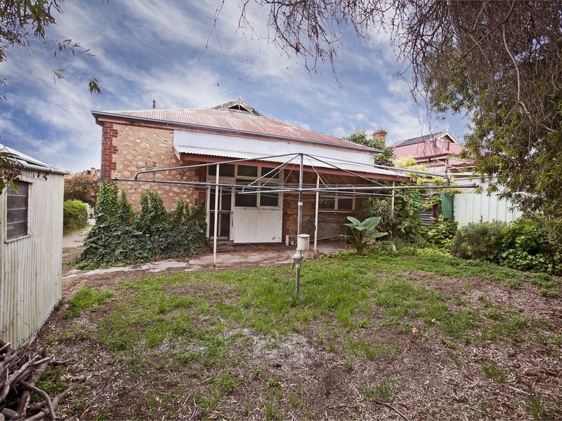 5 Gladstone Road, Prospect SA 5082