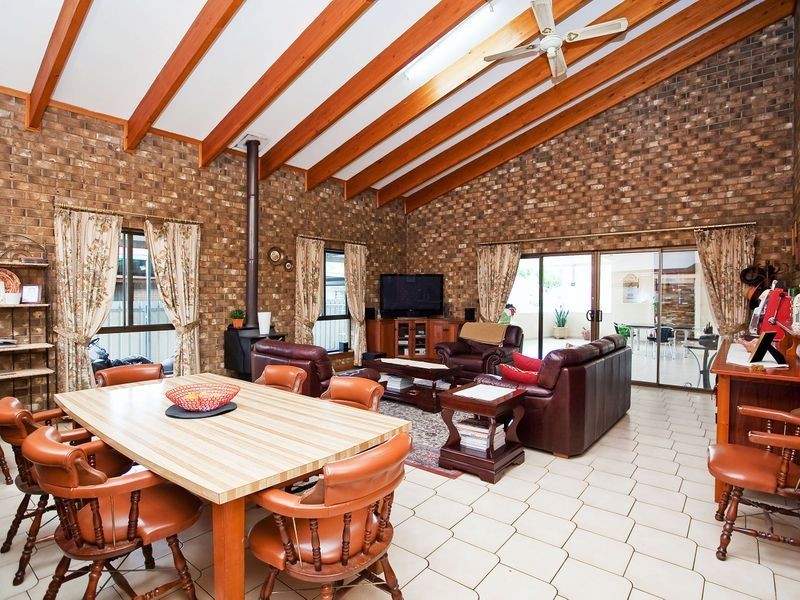 10 Leron Avenue, Enfield SA 5085