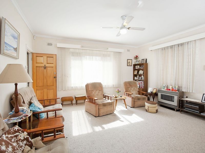 27 Barton Street, Blair Athol SA 5084