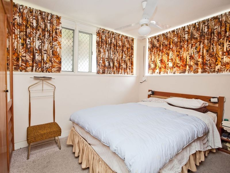 27 Barton Street, Blair Athol SA 5084