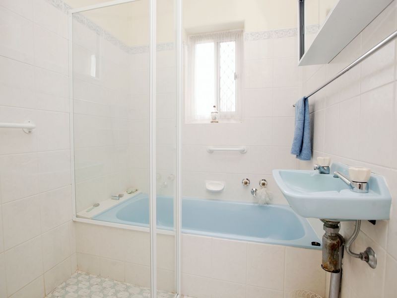 27 Barton Street, Blair Athol SA 5084