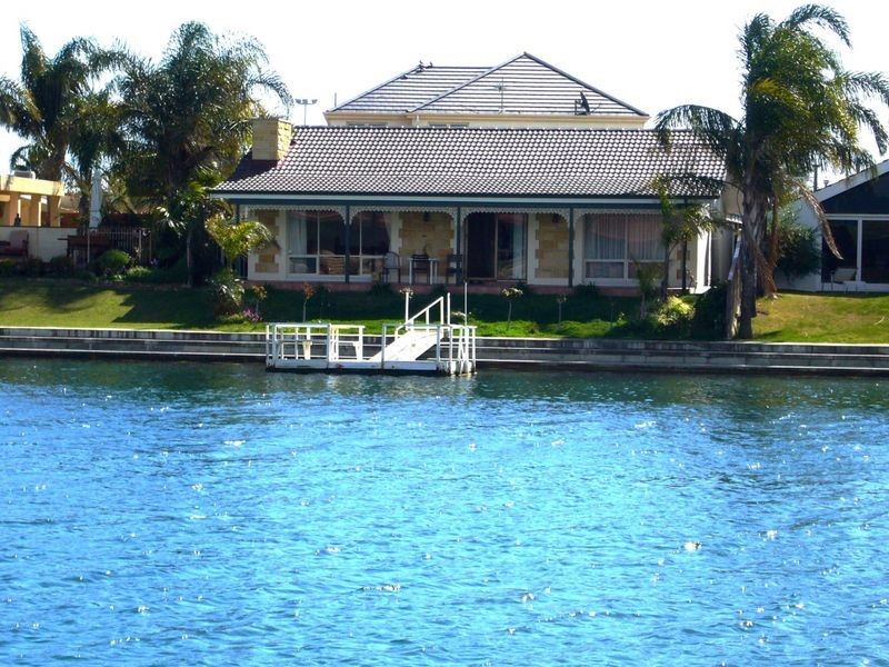 46A Newcombe Avenue, West Lakes Shore SA 5020