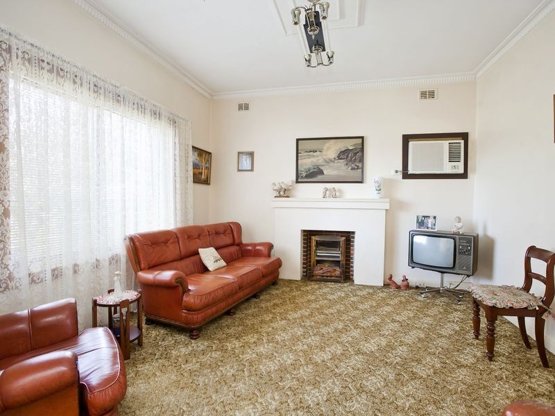 12 Tait Street, Renown Park SA 5008