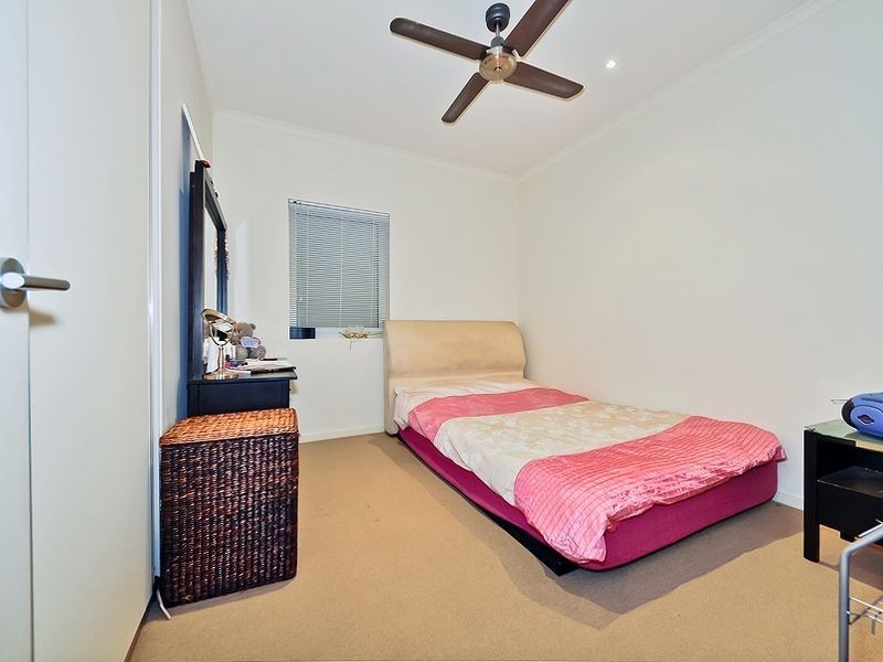 12/2-6 Goodall Parade, Mawson Lakes SA 5095