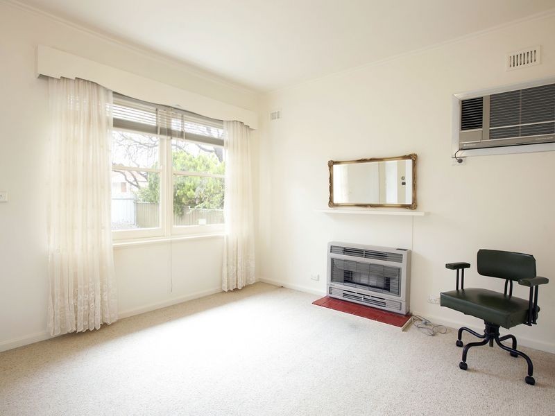 6 Leslie Avenue, Blair Athol SA 5084