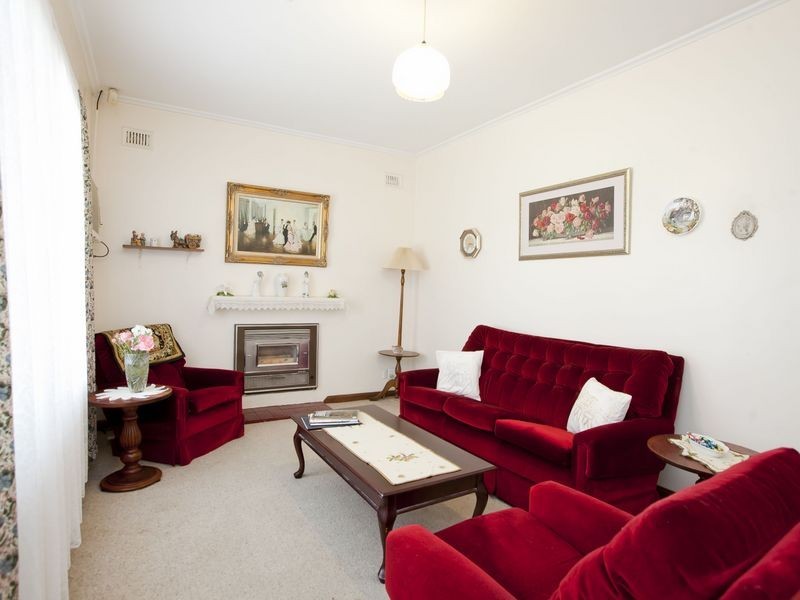 16 Barton Street, Blair Athol SA 5084