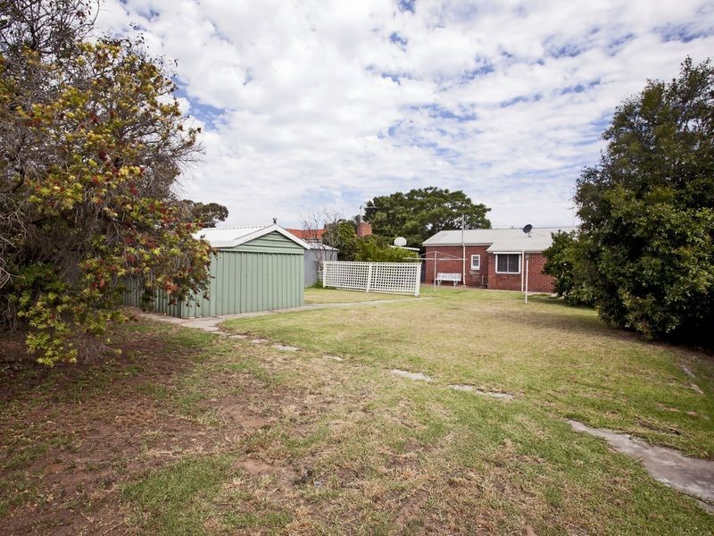 16 Barton Street, Blair Athol SA 5084