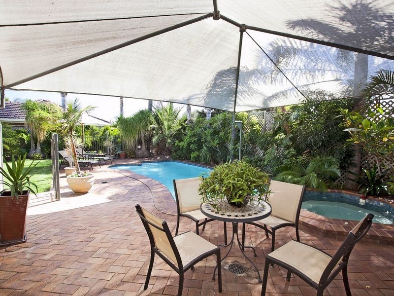 35 Heysen Crescent, West Lakes Shore SA 5020