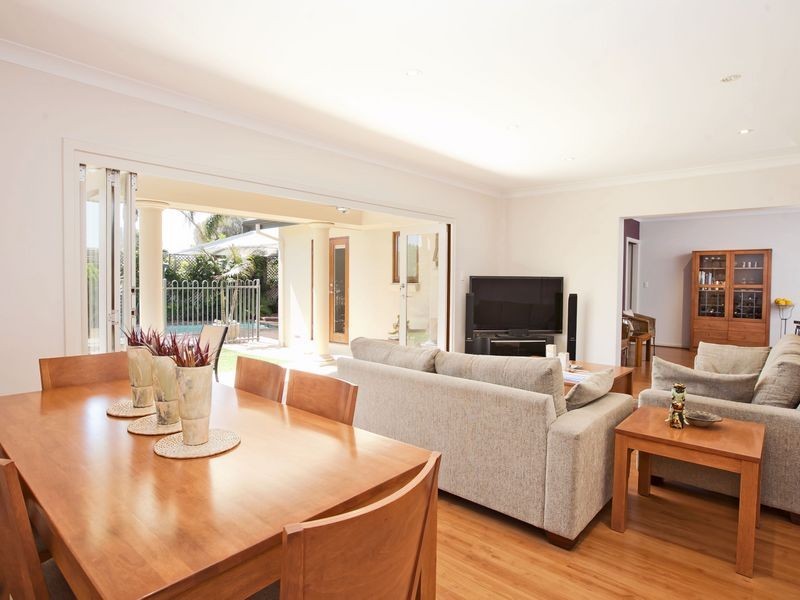 35 Heysen Crescent, West Lakes Shore SA 5020
