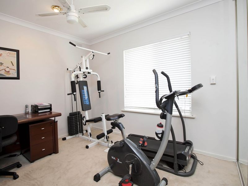 35 Heysen Crescent, West Lakes Shore SA 5020