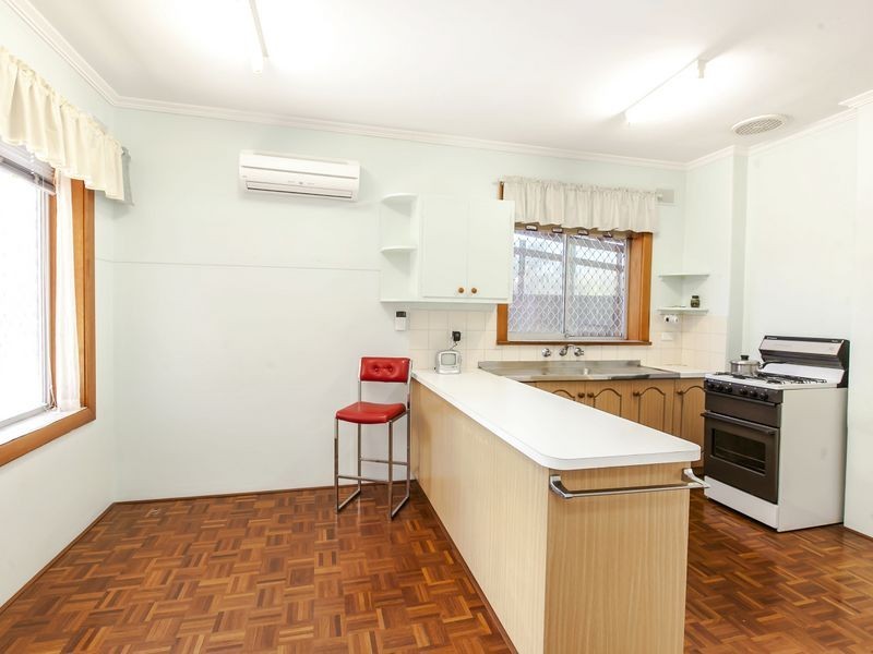 29 Leslie Avenue, Blair Athol SA 5084