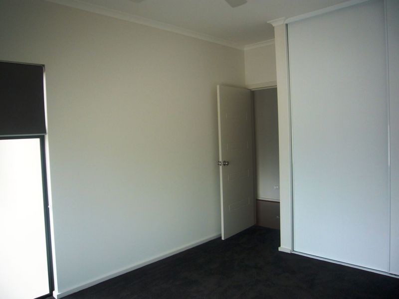 6 Chianti Lane, Mawson Lakes SA 5095