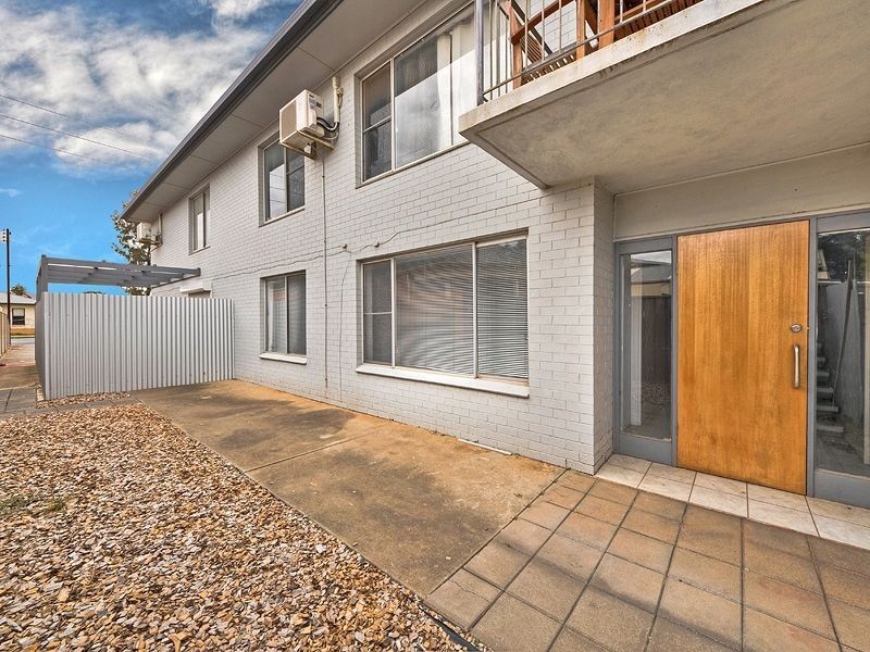 2/555 Torrens Road, Woodville SA 5011