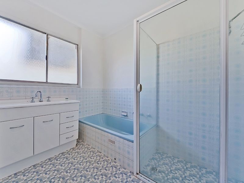 3 Laver Avenue, Gulfview Heights SA 5096