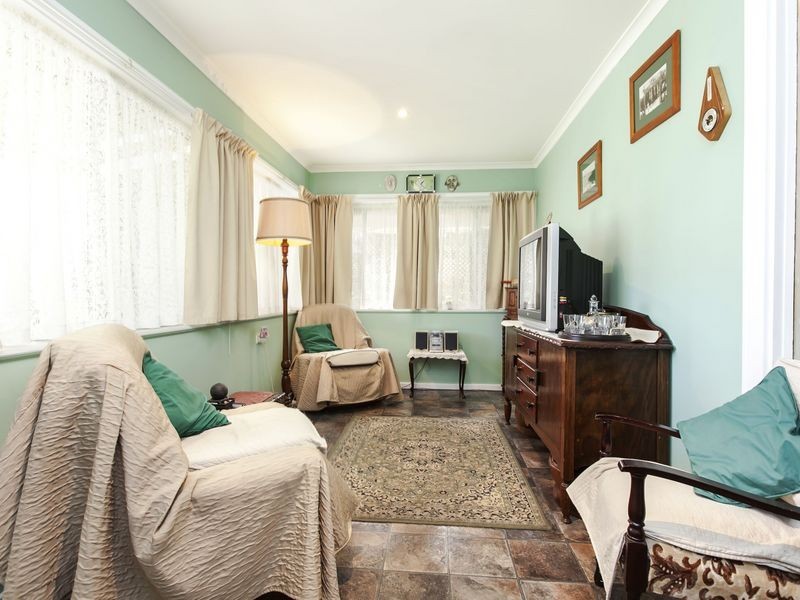 9 Gum Avenue, Dry Creek SA 5094