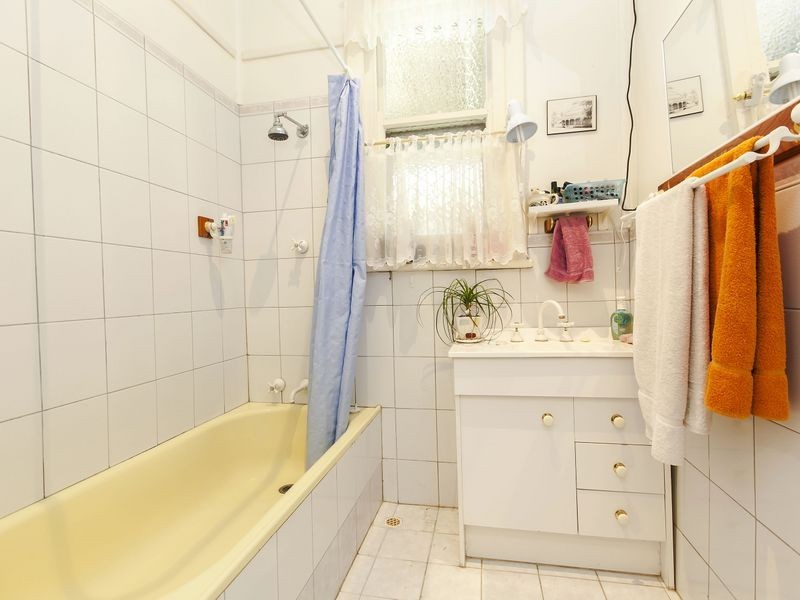 9 Gum Avenue, Dry Creek SA 5094