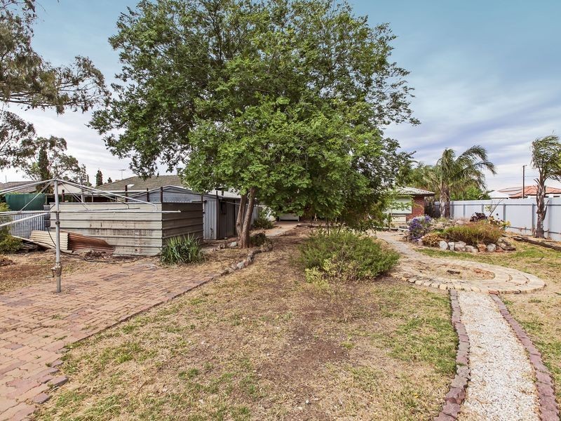 10 Wattle Avenue, Dry Creek SA 5094