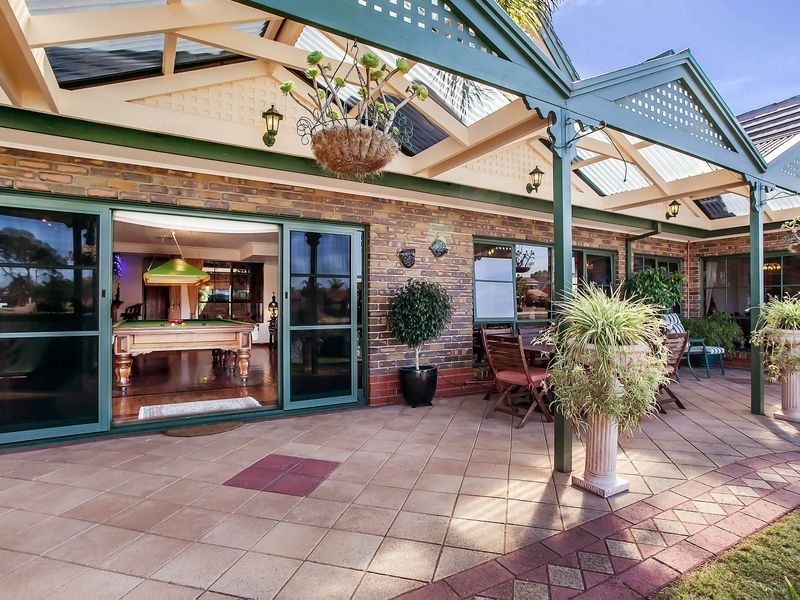 23 Hawaii Court, West Lakes SA 5021