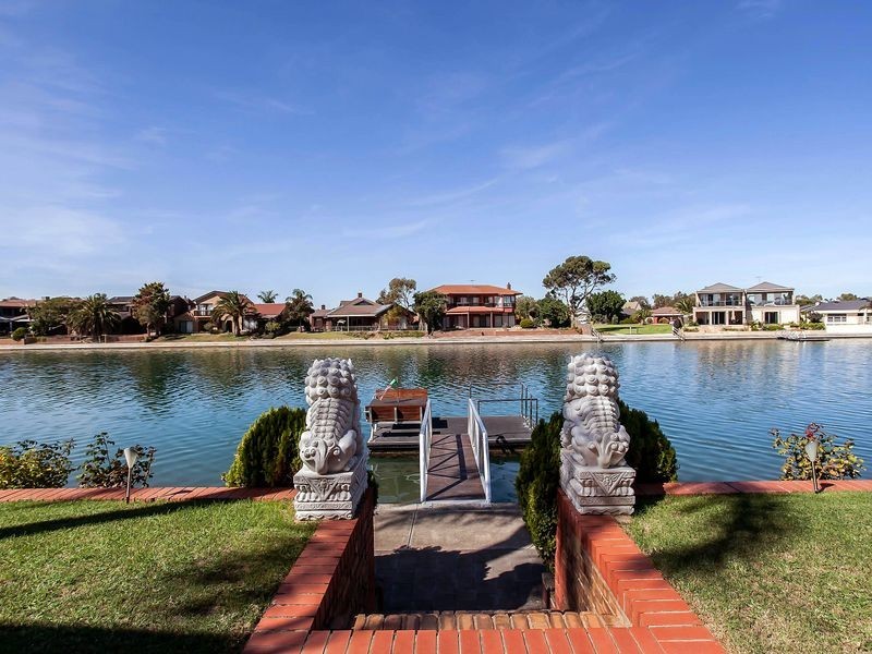 23 Hawaii Court, West Lakes SA 5021