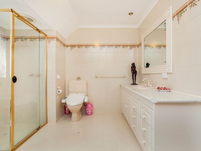 23 Hawaii Court, West Lakes SA 5021