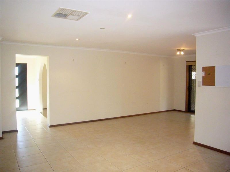 8 Coleridge Drive, Salisbury Park SA 5109