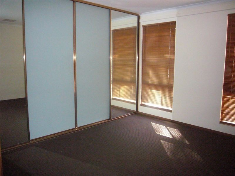 8 Coleridge Drive, Salisbury Park SA 5109