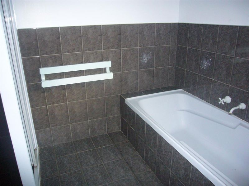 8 Coleridge Drive, Salisbury Park SA 5109