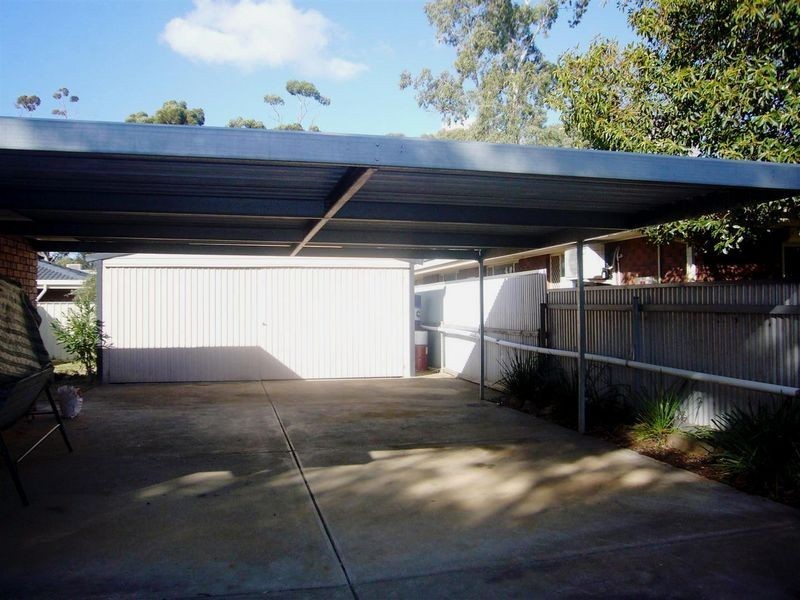 8 Coleridge Drive, Salisbury Park SA 5109