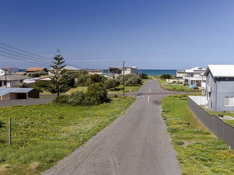 4 Day Avenue, Middleton SA 5213
