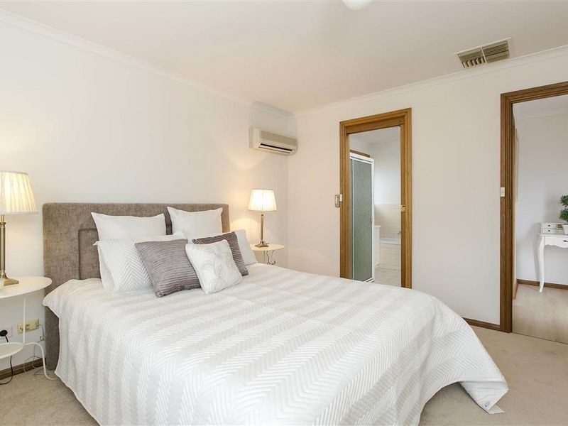 2/63 Howard Street, Broadview SA 5083