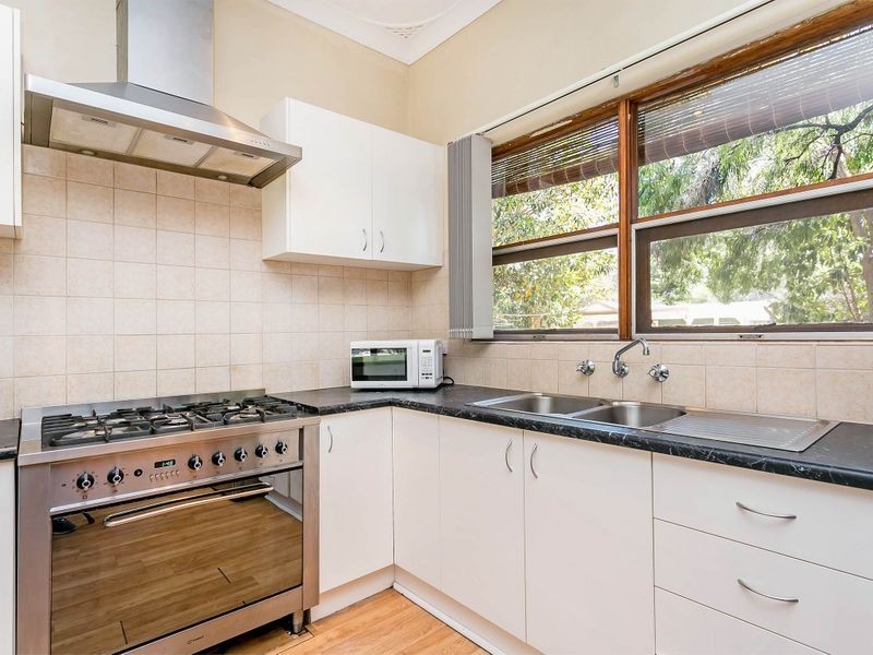 7 Shiraz Avenue, Hackham SA 5163