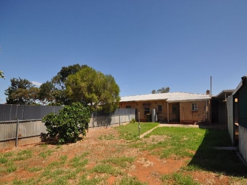 4 Heard Street, Elizabeth Downs SA 5113