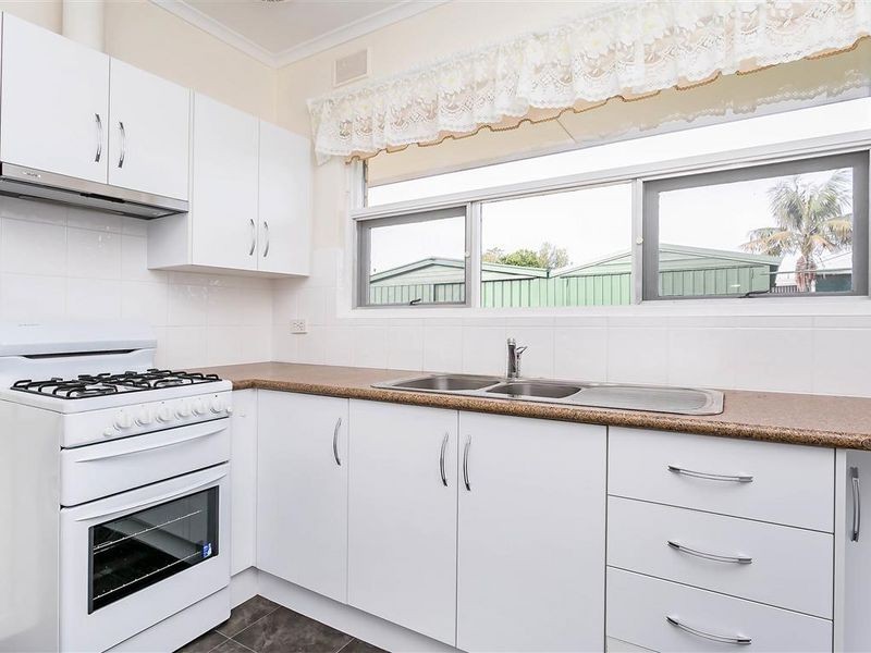 10 Hazel Grove, Semaphore Park SA 5019