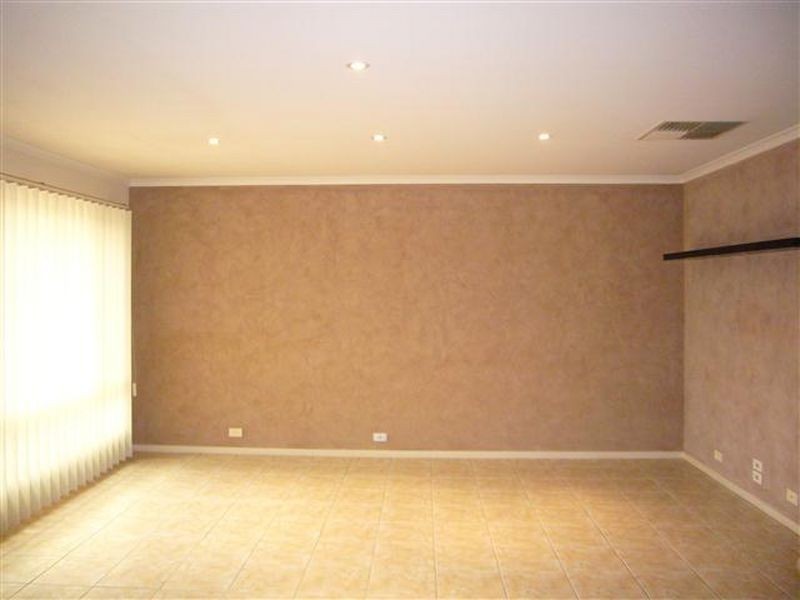 7 Bentley Avenue, Croydon Park SA 5008