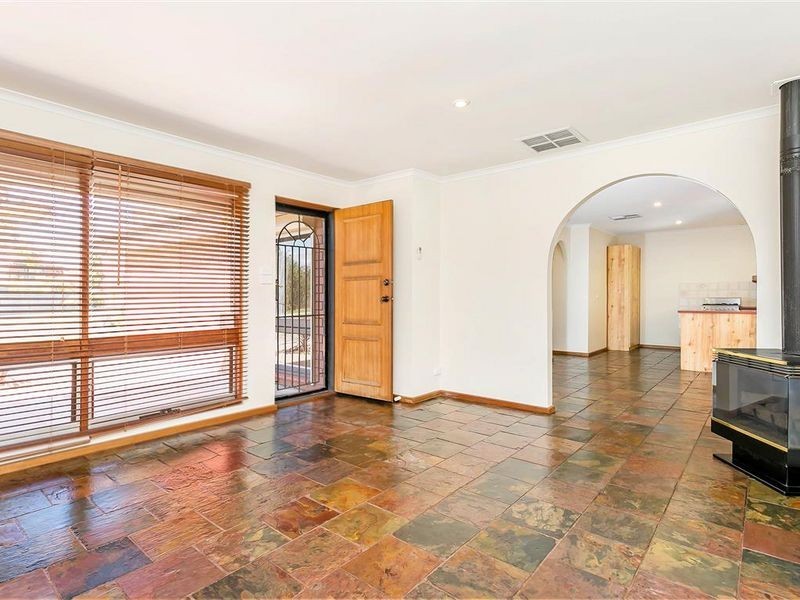 3 Angus Court, Renown Park SA 5008