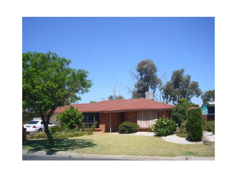 4 Felicia Avenue, Salisbury Downs SA 5108