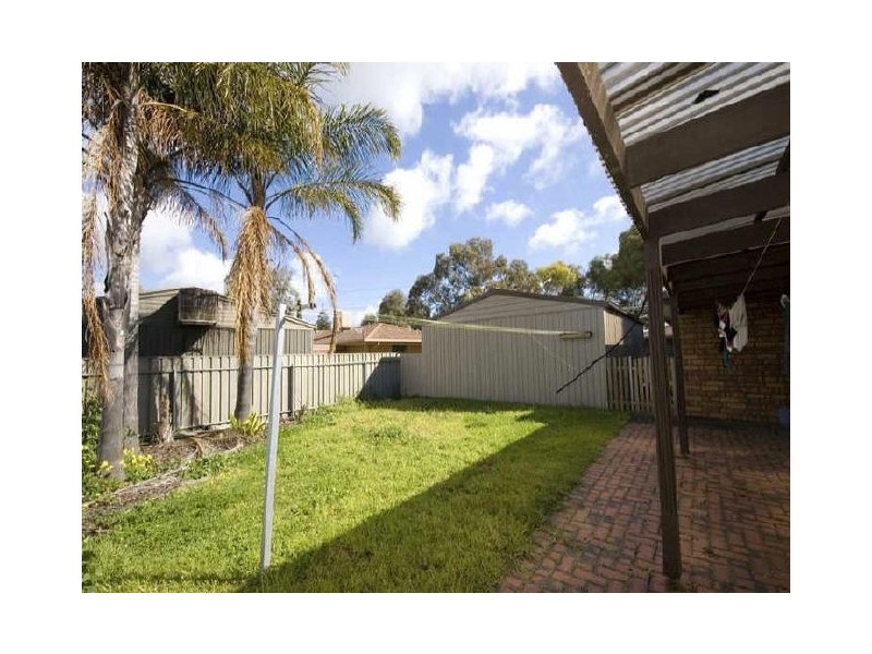 2 Roxby Street, Parafield Gardens SA 5107